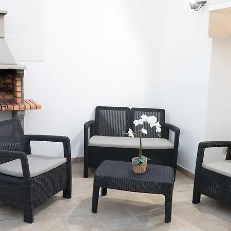 Apartment Sweet House 3 *